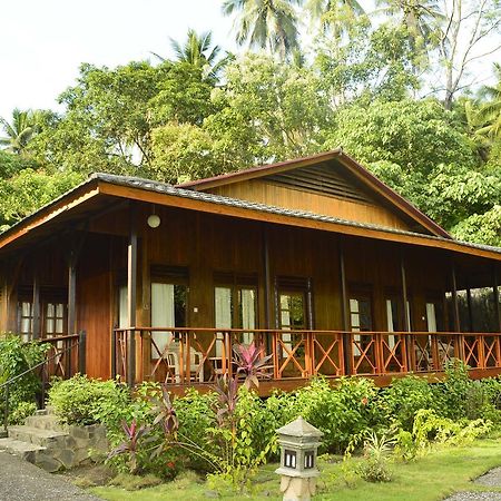 Kungkungan Bay Resort Bitung Exterior foto